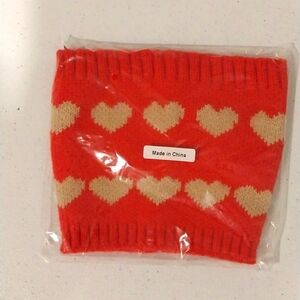 Heart print dog sweater new in package